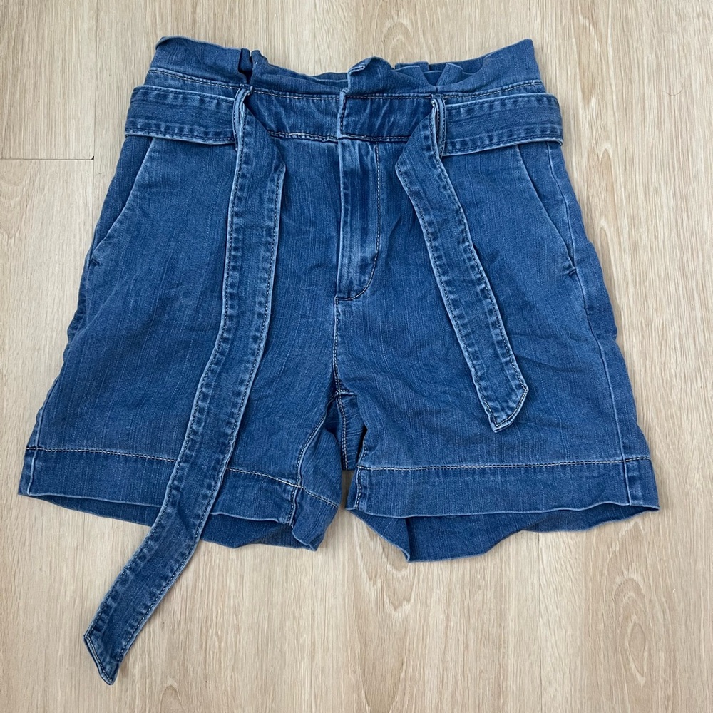 Women's White House Black Market Shorts